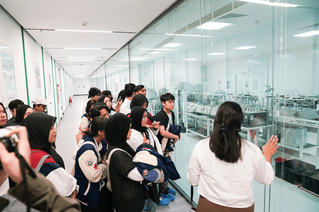 Oppo Buka Pintu Pabrik untuk Generasi&nbsp;Muda